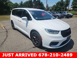 2022 Chrysler Pacifica Hybrid Touring L