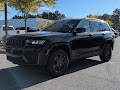 2027 Jeep Grand Cherokee Laredo Altitude