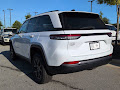 2027 Jeep Grand Cherokee Laredo Altitude